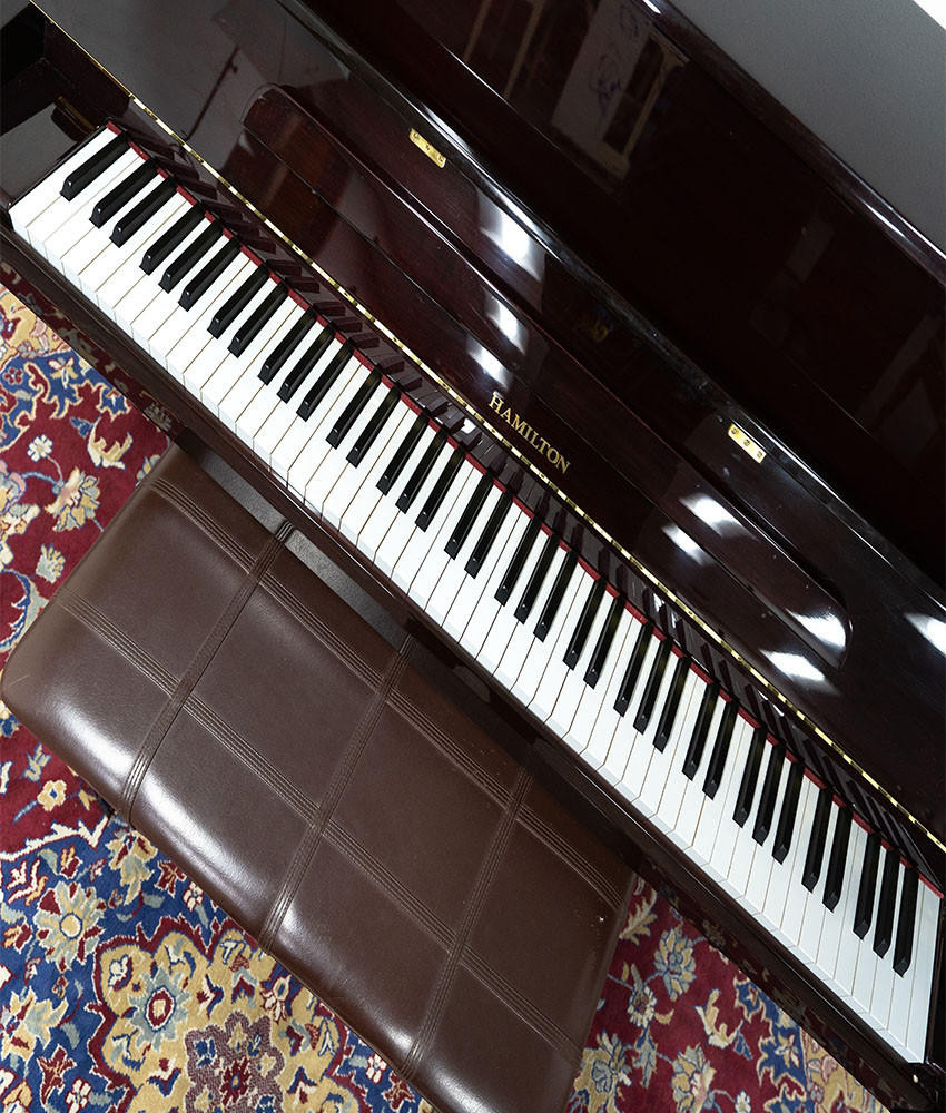 Hamilton H350 Upright Piano Polished Mahogany SN: KR0590