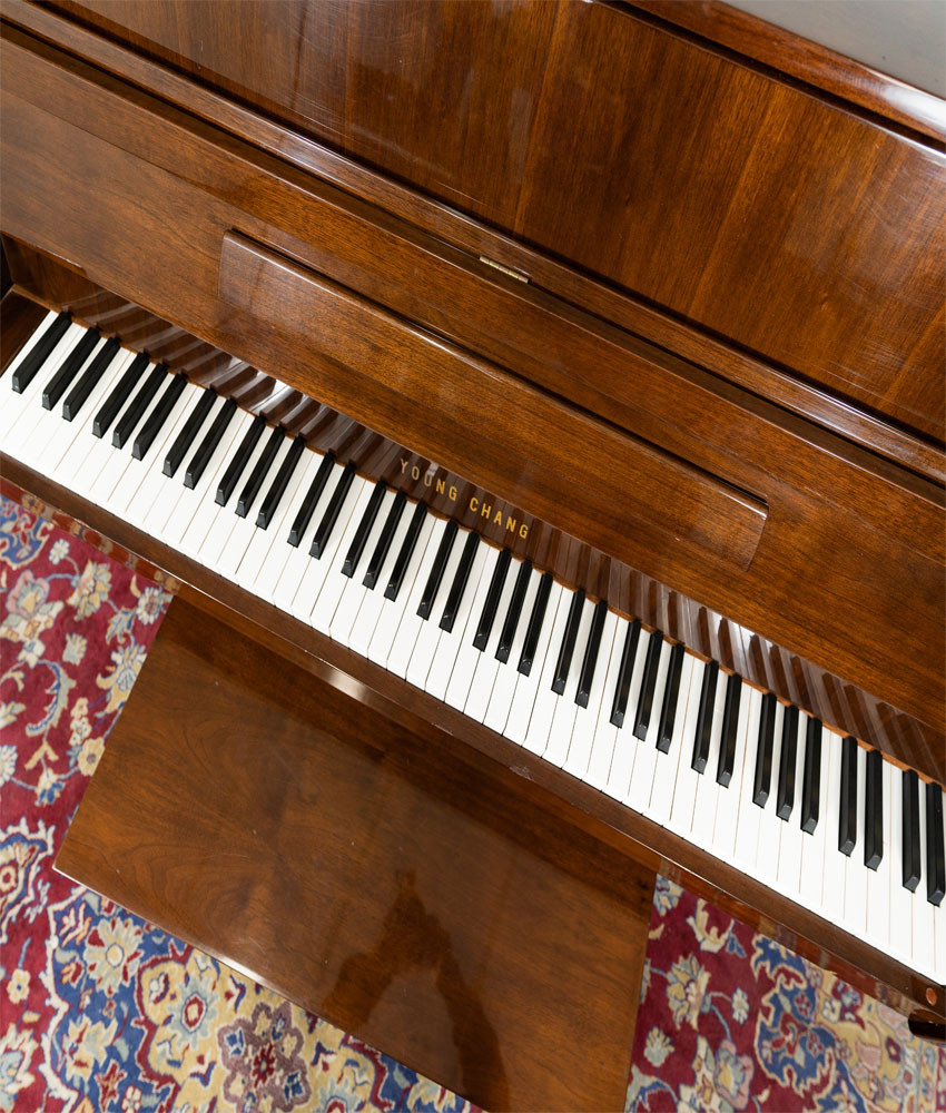 Young Chang E-101 Upright Piano Polished Mahogany SN: 1374078